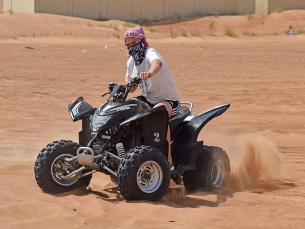 Quaid_biking